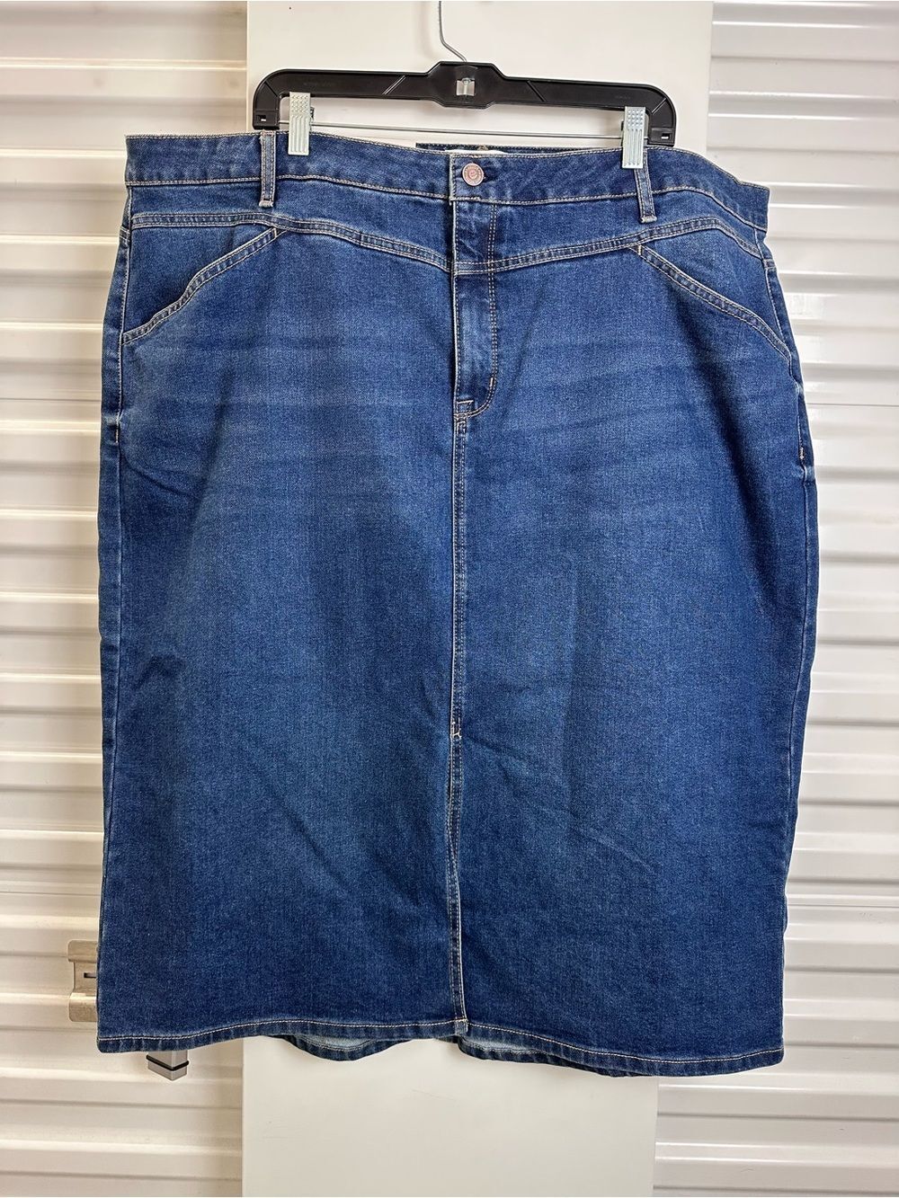 Edited x Hunter McGrady Blue Denim Skirt - Classic Wash